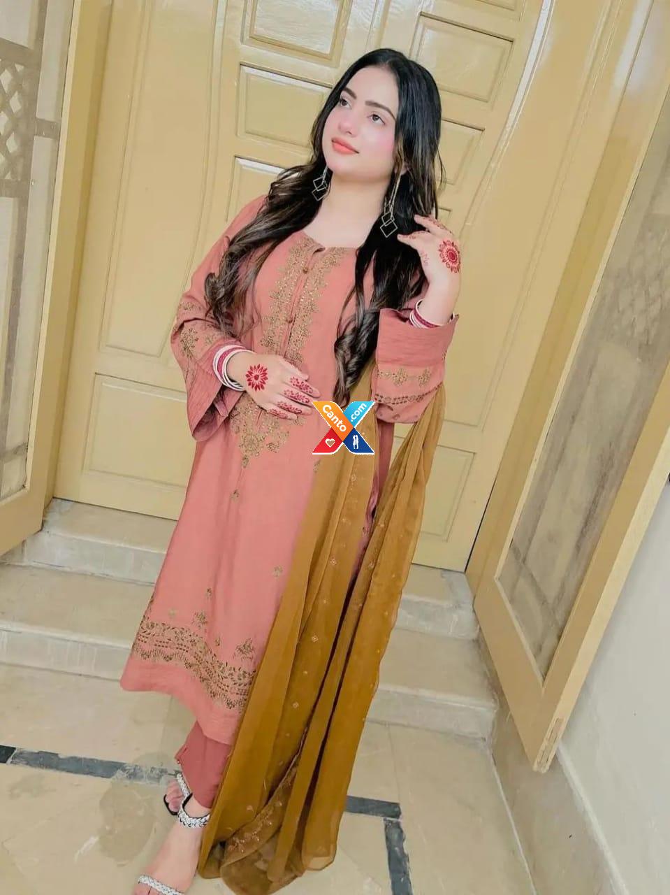 Girls available for day and night
