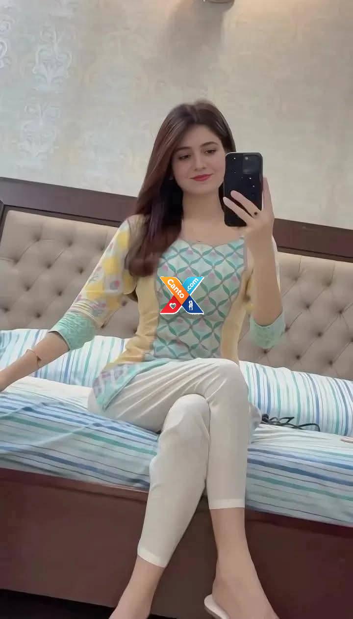 Kiran-cam-fun-real-what-app-03258023040-voice-call-and-sexy-chat