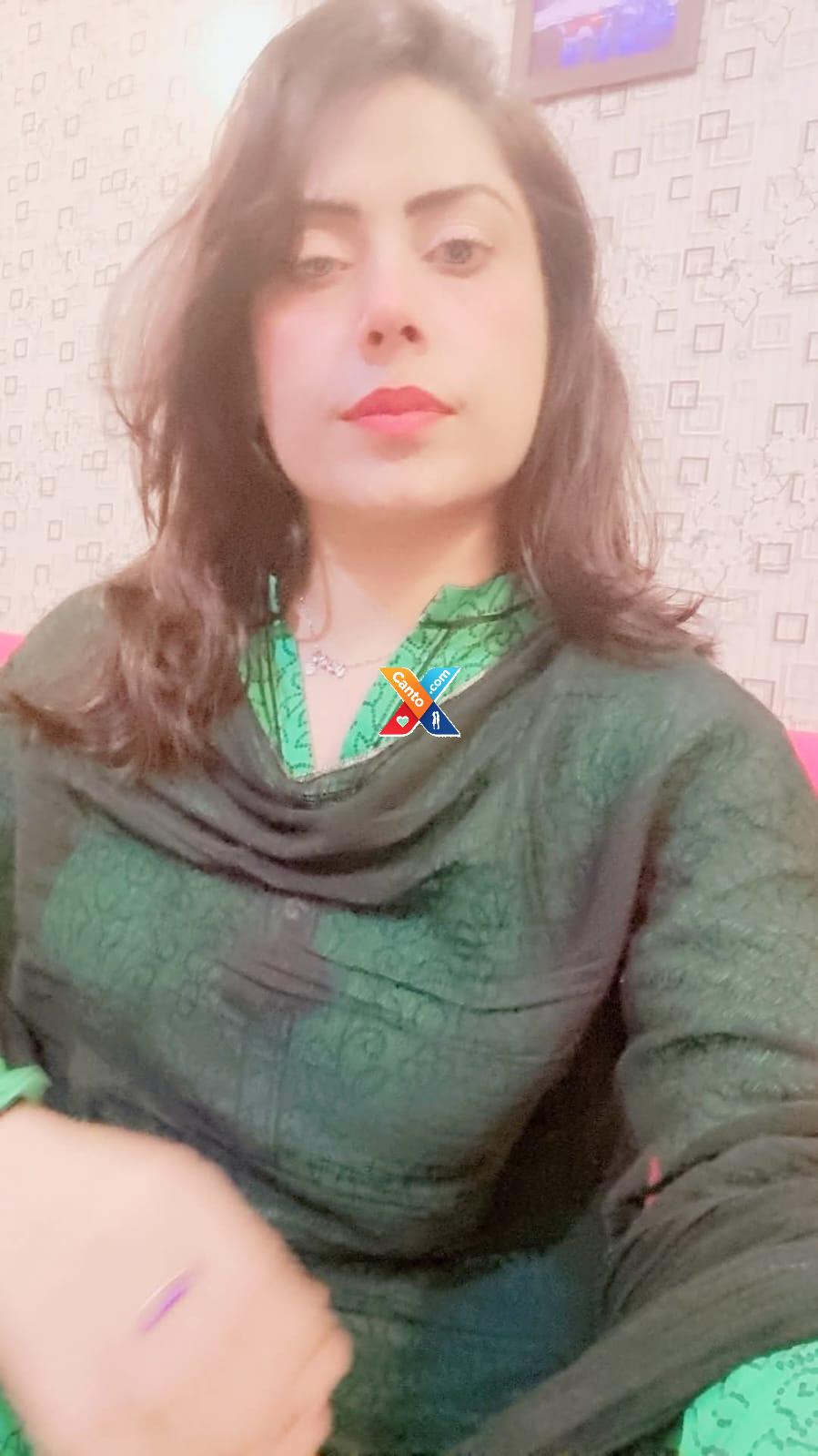 Kiran-cam-fun-real-what-app-03287328220-voice-call-and-sexy-chat