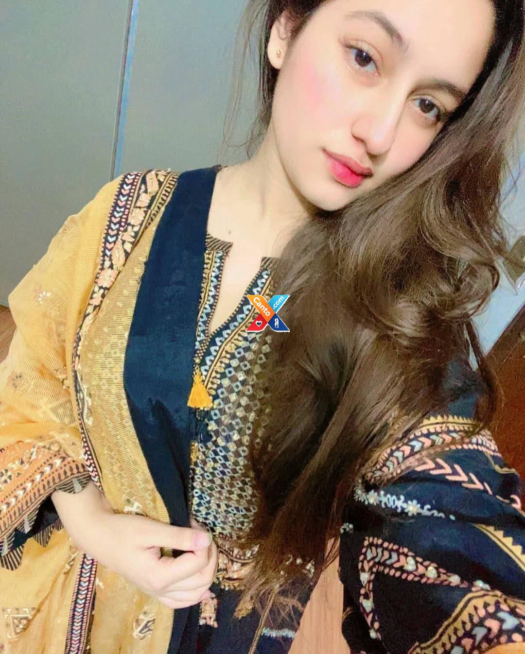 Kiran-cam-fun-real-what-app-03287328220-voice-call-and-sexy-chat