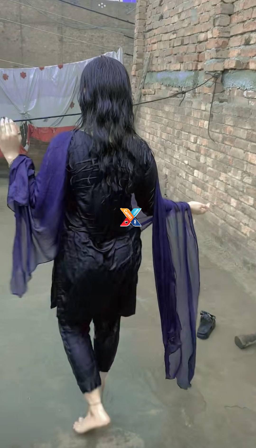 Kiran-cam-fun-real-what-app-03258023040-voice-call-and-sexy-chat