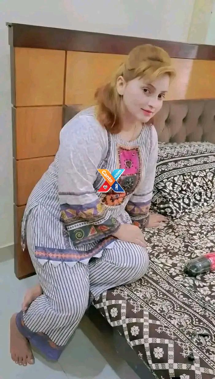Kiran-cam-fun-real-what-app-03258023040-voice-call-and-sexy-chat