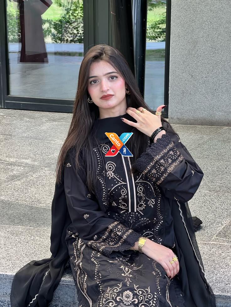 Mehvish Malik spa center available hot and sexy girls available 03238568649
