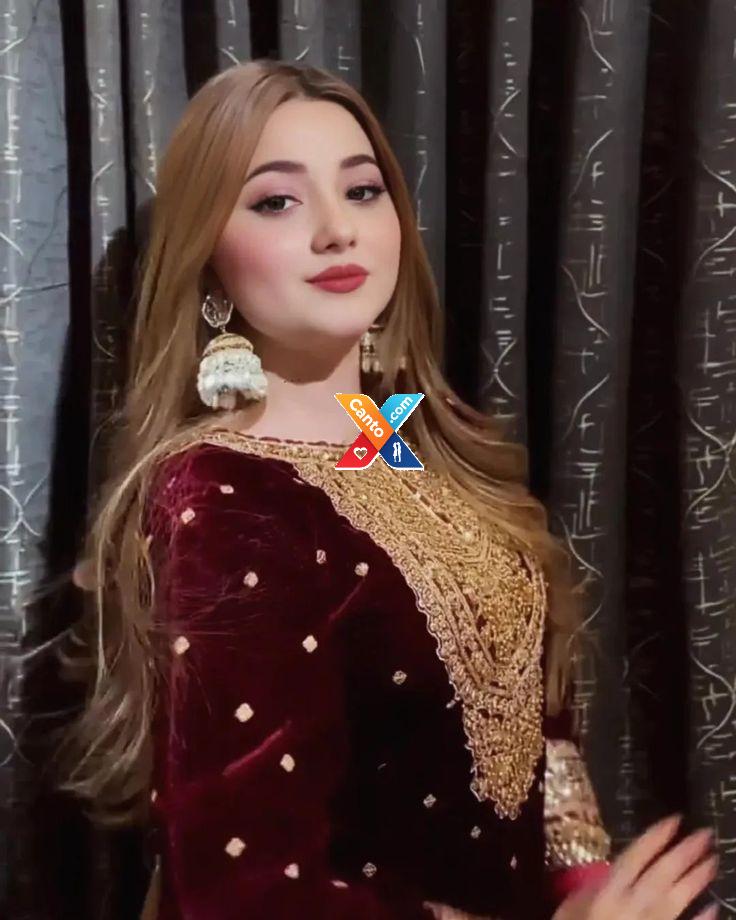 Mehvish Malik spa center available hot and sexy girls available 03238568649