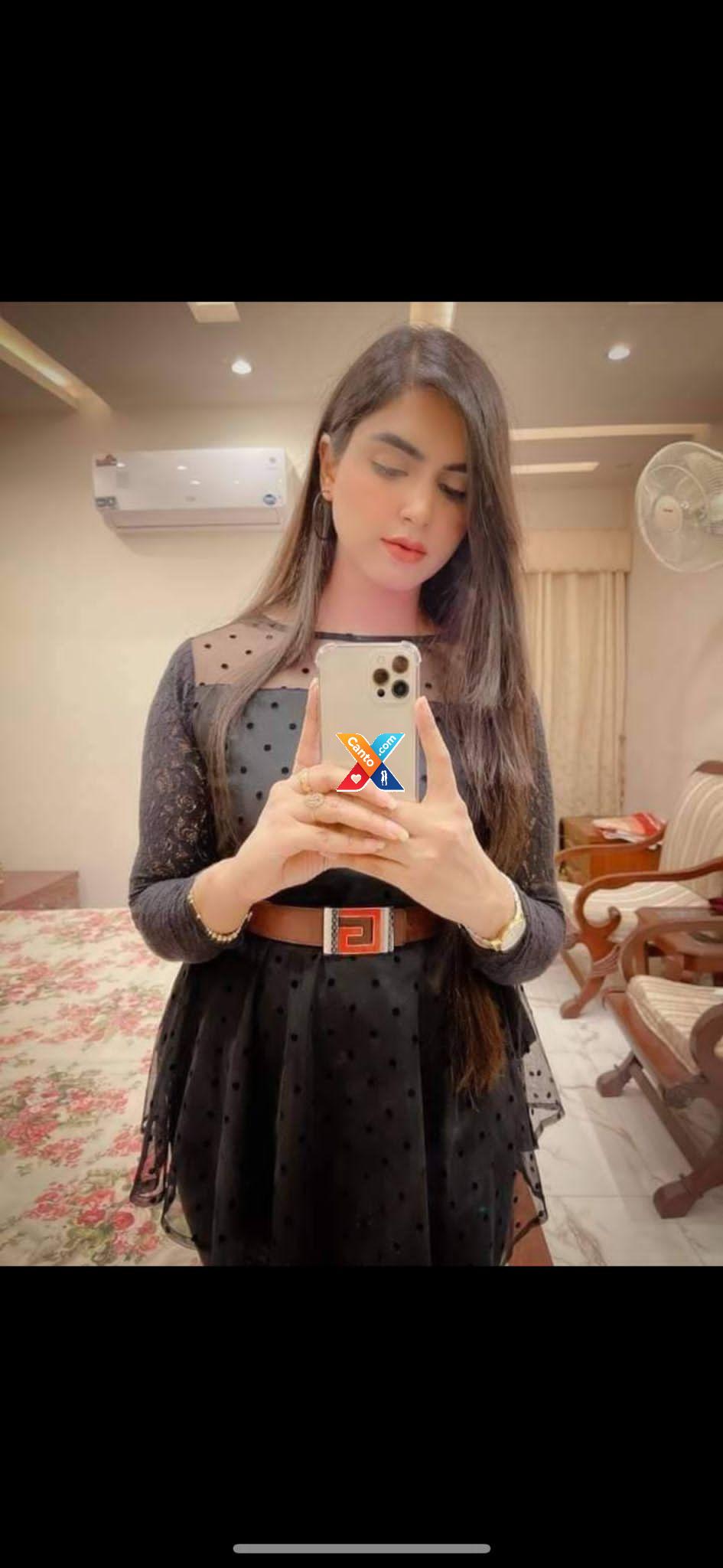Girls available for day and night