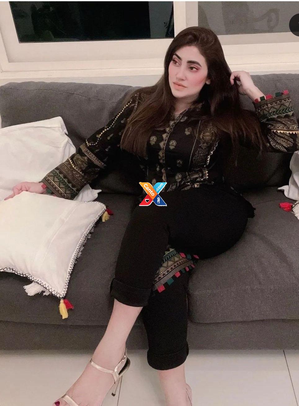 Girls available for day and night